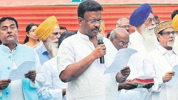 નારદા કેસ: વિશેષ સીબીઆઇ કોર્ટે ટીએમસીના ચારેય નેતાઓને આપ્યા જામિન