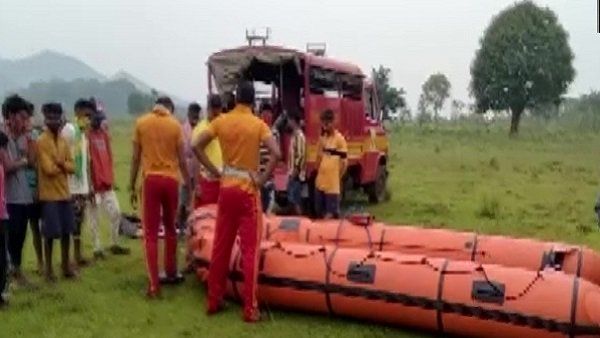 ઓરિસ્સા-આંધ્ર પ્રદેશ બૉર્ડર પાસે સિલેરુ નદીમાં નાવ ડૂબવાથી 8 મજૂરો ગુમ, 1 શબ મળ્યુ