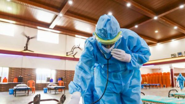 ફેફસામાં સંક્રમણ ફેલાયા બાદ શું લક્ષણ દેખાય છે?