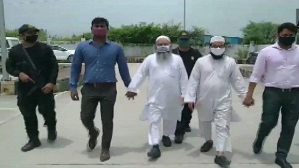 પાકિસ્તાનની ISIથી ફંડ મળતું પાકિસ્તાનની ISIથી ફંડ મળતું