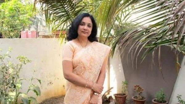 ખુદ પારુલબેન જ ઘેરાઈ ગયાં