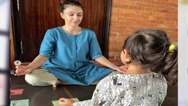 નાની યોગી ઈનાયા ખેમૂ