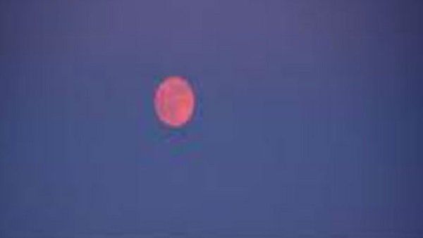 સ્ટ્રૉબેરી મુન કોને કહેવાય? સ્ટ્રૉબેરી મુન કોને કહેવાય?