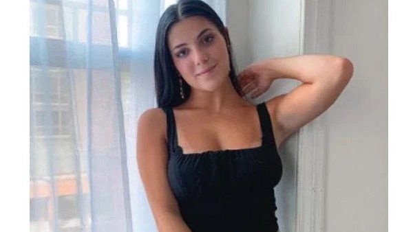 એક સાથે બે વાર પ્રેગ્નેન્ટ થઈ શકે છે પેજ