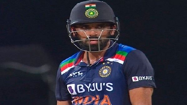 અગરકરને પાછળ છોડ્યા