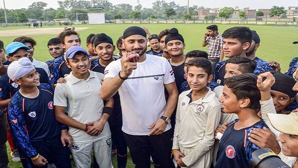 ઇડન ગાર્ડનમાં 13 વિકેટ