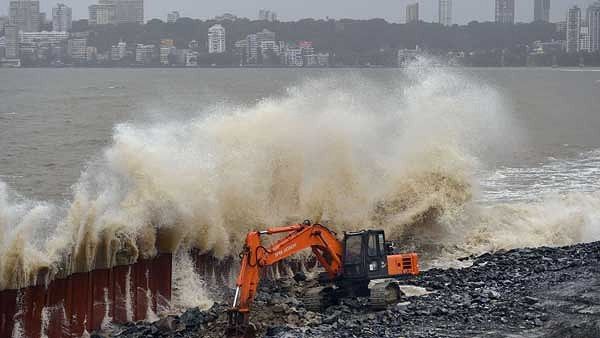 વધતી ગરમી અને દરિયાની વધતી સપાટી ચિંતાનું કારણ