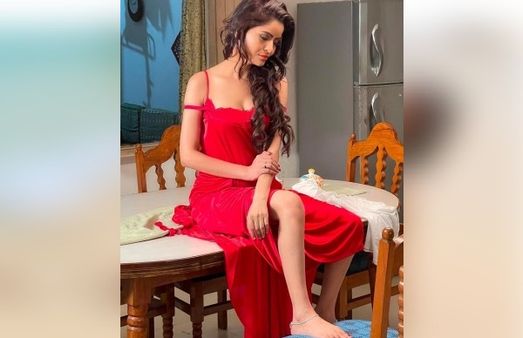 ન્યૂડ ફિલ્મો બનાવી અને એપ પર અપલોડ કરાઈ ન્યૂડ ફિલ્મો બનાવી અને એપ પર અપલોડ કરાઈ