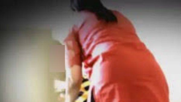 પત્ની અને પિતાના આડા સબંધની ખબર પડી ગઇ હતી પત્ની અને પિતાના આડા સબંધની ખબર પડી ગઇ હતી