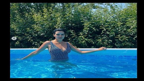 નતાશા સ્ટેનકોવિકે પૂલમાં આપ્યો Hot સેક્સી પોઝ, 5 બિકિની ફોટો પર હાર્દિક પંડ્યાના રિએક્શન