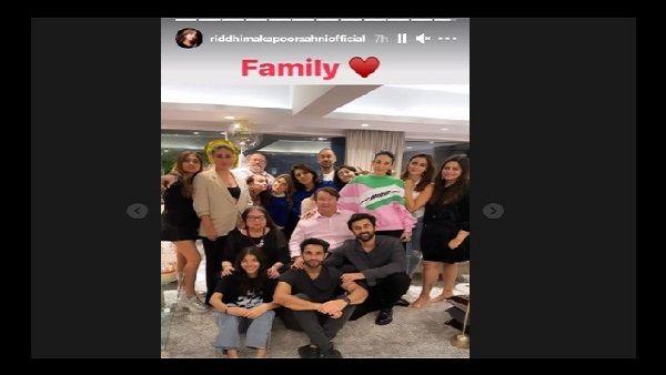 ફેમિલી તસવીર