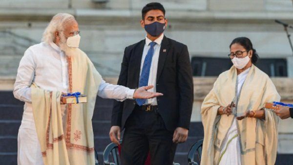 Political News : મોદીજી નારાજ થાય એવું કંઇ નહીં કરે મમતા દીદી, કોંગ્રેસ નેતાએ કર્યા શાબ્દિક પ્રહાર