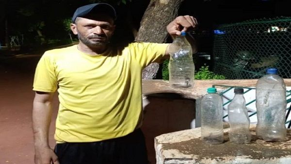 રાજકોટ: રેસકોર્સના બગીચામાં દેખાયા 4 ઝેરી કોબ્રા સાપ, લોકોમાં નાસભાગ