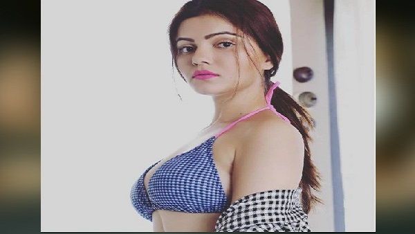 પહાડી છે રૂબીના પહાડી છે રૂબીના