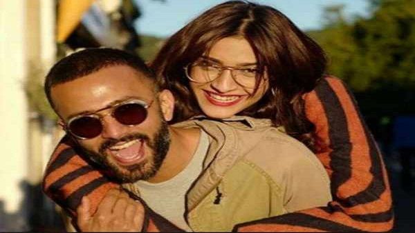 વાતો અને મુલાકાતો થવા લાગી વાતો અને મુલાકાતો થવા લાગી