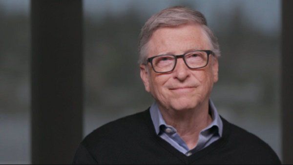 ન્યૂડ ડાંસર્સ બોલાવીને કરતા હતા પાર્ટી ન્યૂડ ડાંસર્સ બોલાવીને કરતા હતા પાર્ટી