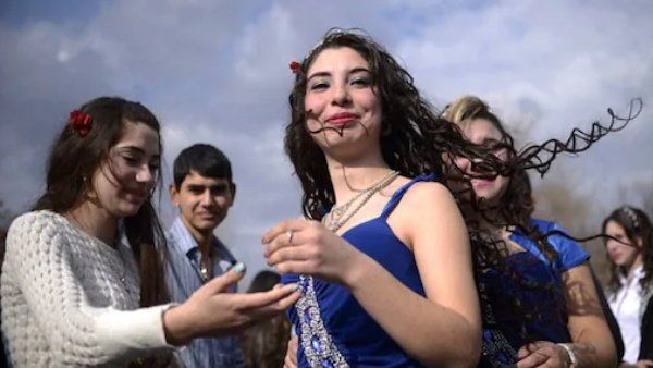 અહીં ભરાય છે દુલ્હનનુ બજાર