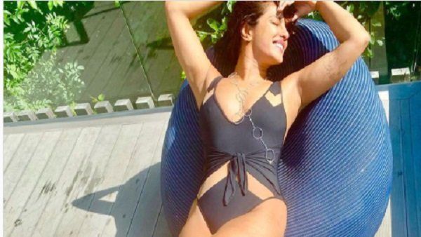 સ્વિમસૂટમાં શેર કર્યો ફોટો