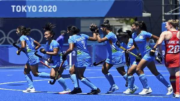 Tokyo 2020: ભારતીય મહિલા હૉકી ટીમ ઈતિહાસ રચવાથી ચૂકી, પરંતુ પોતાની રમતથી જીતી લીધા દિલ