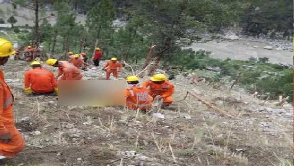 હિમાચલ પ્રદેશની કિન્નૌર ભૂસ્ખલન દૂર્ઘટનામાં અત્યાર સુધી 13 શબ મળ્યા, બચાવ કાર્ય ચાલુ, જુઓ Video