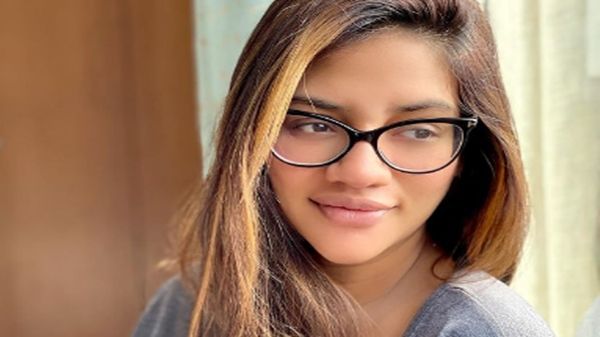 માતા અને બાળક સંપૂર્ણ સ્વસ્થ માતા અને બાળક સંપૂર્ણ સ્વસ્થ