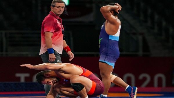 Tokyo 2021: હાર બાદ દીપક પુનિયાના કોચે રેફરીને રૂમમાં ઘુસીને માર્યો, હવે ઓલમ્પિકથી થયા બહાર