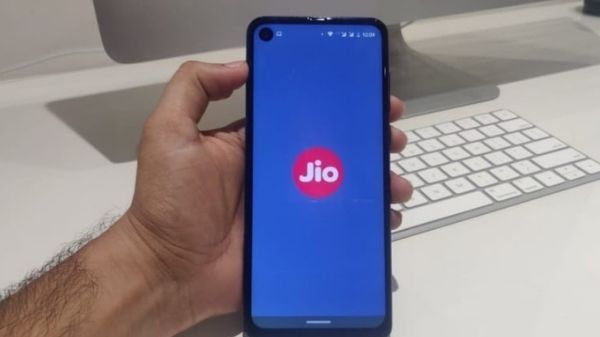 Jioના આ પ્લાન પર ચાલી રહી છે Buy 1 Get 1 Free ઓફર