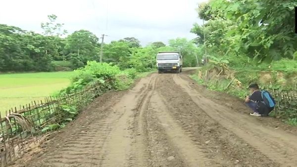 અંતરિયાળ ગામને આપી નવી ઓળખ અંતરિયાળ ગામને આપી નવી ઓળખ