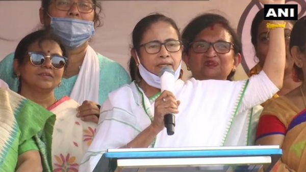 અભિષેકે અમિત શાહને પડકાર ફેંક્યો અભિષેકે અમિત શાહને પડકાર ફેંક્યો