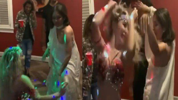 બેબાક, બિંદાસ અને એકદમ ઝક્કાસ બેબાક, બિંદાસ અને એકદમ ઝક્કાસ