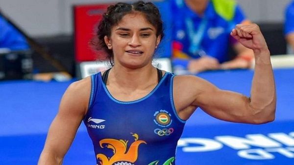 ટોક્યોથી પરત ફરતા જ વિનેશ ફોગાટને રેસલિંગ ફેડરેશન દ્વારા સસ્પેન્ડ કરાઈ!