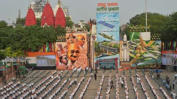 સ્વતંત્રતા દિવસ પહેલા લાલ કિલ્લા પર થયુ ફૂલ ડ્રેસ રિહર્સલ, ઘણા રસ્તાઓ કર્યા બંધ