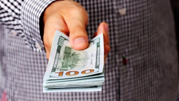 ટાઈમ પાસ કરતા-કરતા જીતી લીધા કરોડો રૂપિયા