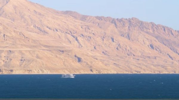 લોકો જણાવી રહ્યા છે અલગ અલગ સ્ટોરીઝ