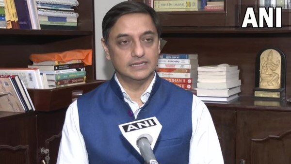 કોરોનાની ત્રીજી લહેર ના આવી તો જલ્દી ટ્રેક પર આવી જશે અર્થવ્યવસ્થા: મુખ્ય આર્થિક સલાહકાર