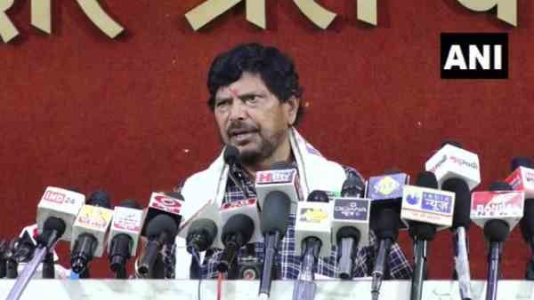 કમલા હેરિસ ઉપપ્રમુખ બની શકે છે, તો સોનિયા ગાંધી PM કેમ ન બની શકે - રામદાસ આઠવલે