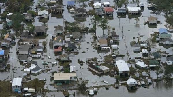 રાજકોટમાં અતિભારે વરસાદ, શાળા કોલેજો બંધ, અનેક ડેમ ઓવરફ્લો અને નદીઓ ગાંડીતુર