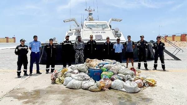 તમિલનાડુ: કોસ્ટગાર્ડે 8 કરોડની કિંમતની 2 હજાર KG 'દરિયાઈ કાકડી'ની ખેપ પકડી, આ શાકભાજી નહી પણ છે એક સમુદ્રી જીવ