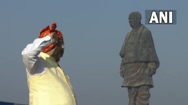 Rashtriya Ekta Diwas 2021 : અમિત શાહે સરદાર જયંતી પર સ્ટેચ્યુ ઓફ યુનિટી ખાતે આપી શ્રદ્ધાંજલિ