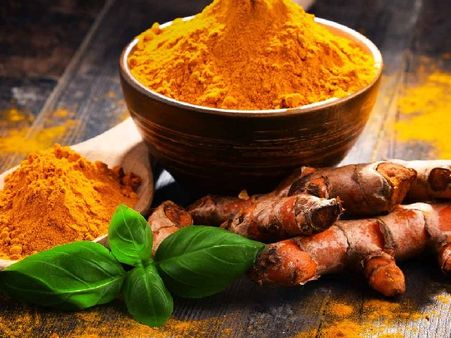 ટોનર લગાવતી વખતે આ ધ્યાનમાં રાખો ટોનર લગાવતી વખતે આ ધ્યાનમાં રાખો