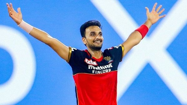 IPL 2021 : હર્ષલ પટેલના ખાતામાં સૌથી વધુ વિકેટ, આ છે IPL ના ટોપ 5 બોલર!