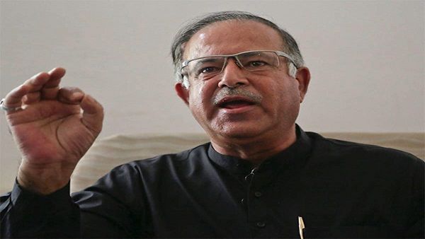 'ગાંધી પરિવારનું મહિમામંડન'