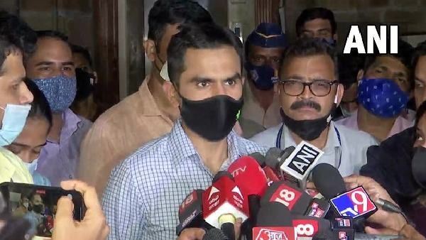 18 કરોડના આરોપ પર સમીર વાનખેડે કહ્યું - 'ટૂંક સમયમાં યોગ્ય જવાબ આપશે'