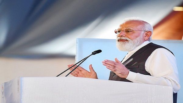 મોદી ઇચ્છે તો પાક ક્રિકેટ પડી ભાંગશે - રમીઝ રાજા