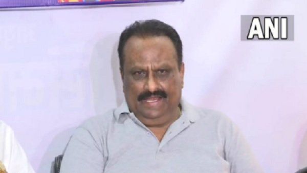 મારા પુત્ર કે મેં ક્યારેય ધર્માંતરણ કર્યું નથી મારા પુત્ર કે મેં ક્યારેય ધર્માંતરણ કર્યું નથી