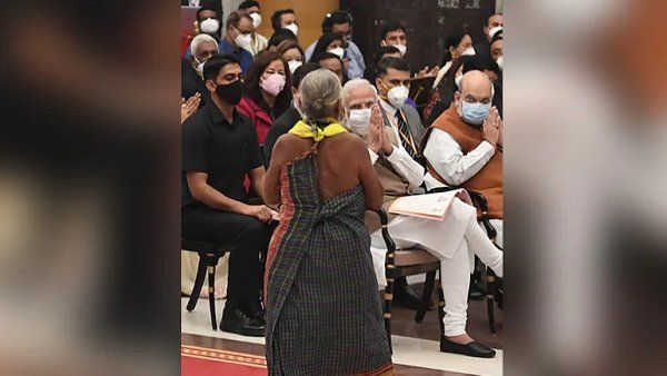 12 વર્ષની ઉંમરથી વાવી રહ્યા છે વૃક્ષો 12 વર્ષની ઉંમરથી વાવી રહ્યા છે વૃક્ષો