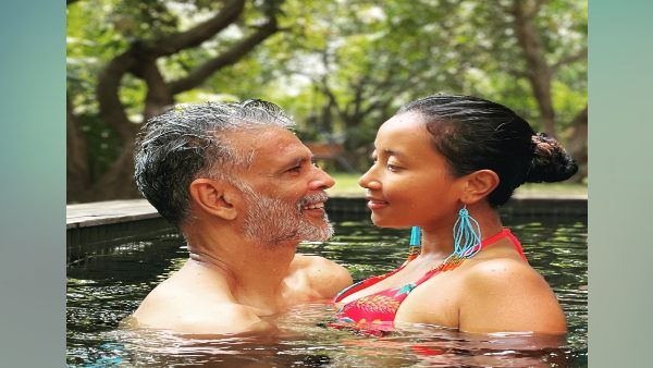 પૂલમાં પતિ સાથે અંકિતાએ શેર કર્યો રોમેન્ટીક ફોટો, કહ્યુ - બીજુ કંઈ મહત્વનુ નથી...