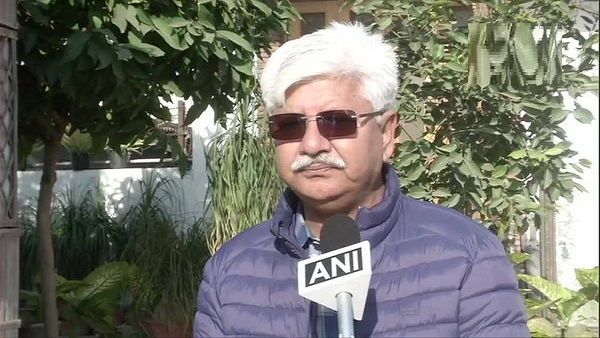 દિલ્હી પોલીસે પૂર્વ કોંગ્રેસ ધારાસભ્ય આસિફ મોહમ્મદ ખાનને કર્યા ગિરફ્તાર, SDMC કર્મચારીઓને માર માર્યો હતો