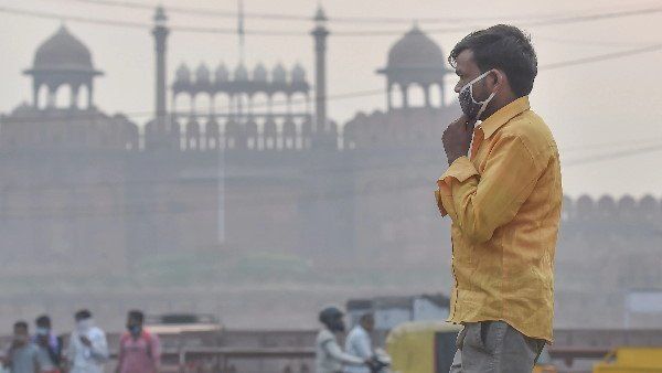 દિલ્હીમાં પ્રદુષણનું લોકડાઉન: 21 નવેમ્બર સુધી બાંધકામના કાર્યો પર રોક, કરાશે સરકારી ઓફીસોનું કાર્ય