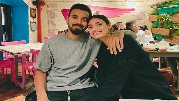 કેએલ રાહુલે આથિયા શેટ્ટી સાથે ફોટો શેર કરી સંબંધોનો ખુલાસો કર્યો!